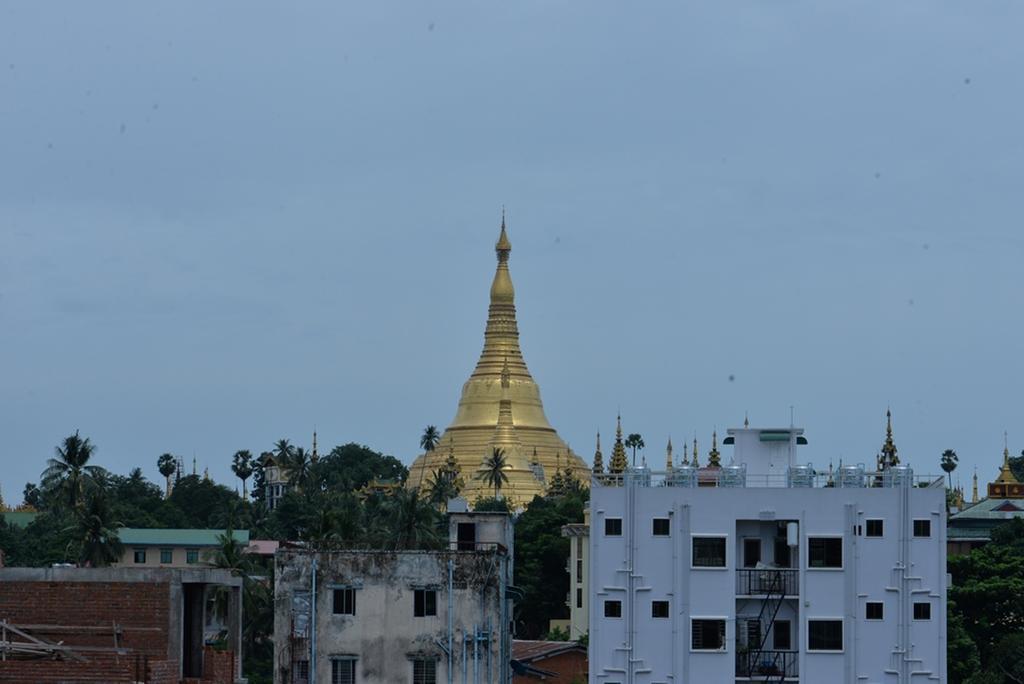 New Golden Forward Hotel Yangon Exterior photo