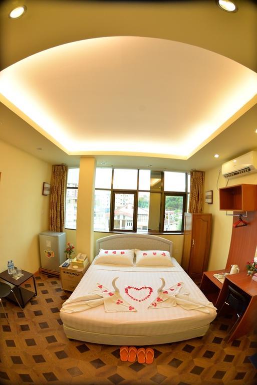 New Golden Forward Hotel Yangon Exterior photo