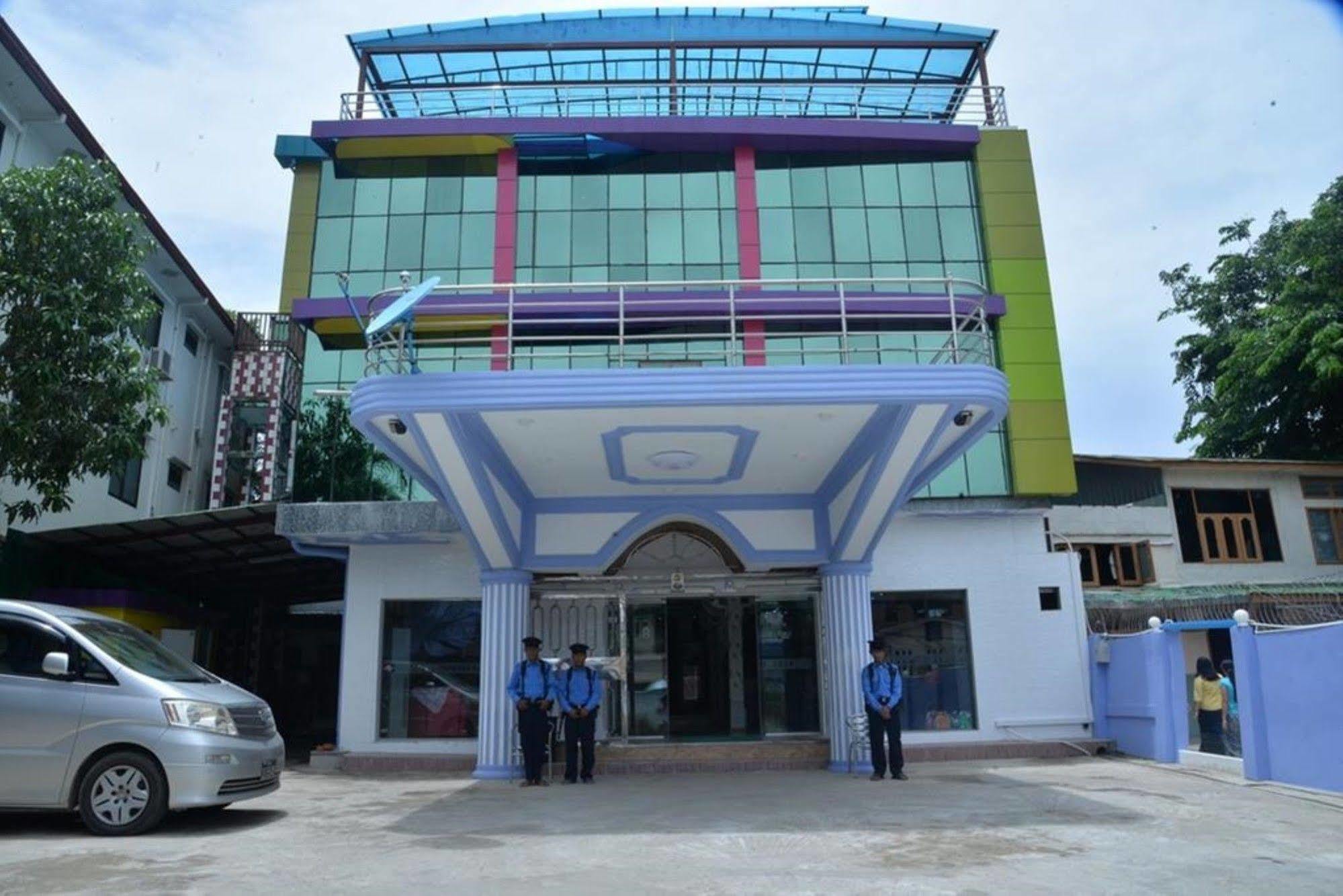 New Golden Forward Hotel Yangon Exterior photo